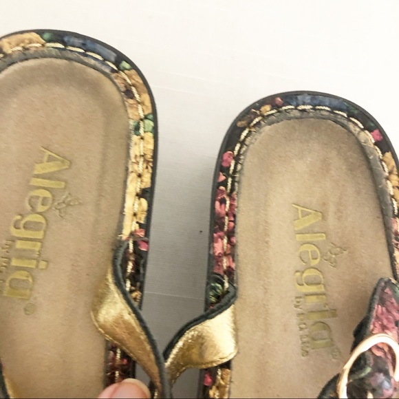 Alegria Queenie Gold Tuscany Floral Leather Clog - Picture 9 of 11